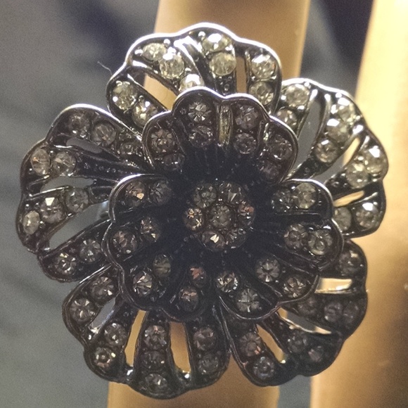 Elegant Fancy Rose Flower Rhinestones Sexy Ring